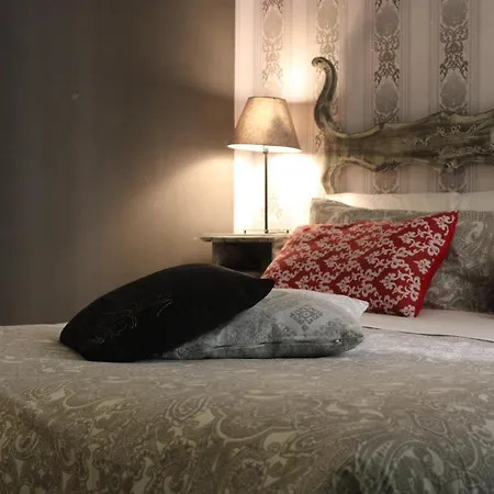 Piazza 8 Agosto Bed & Breakfast *